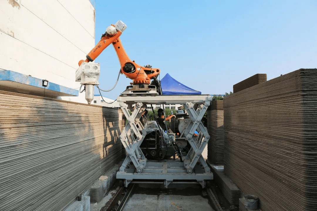 徐衛國教授團隊 3D打印機器人革新混凝土泵送，為低收入群體建造未來住宅